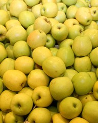 Sweet green apples