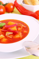 gemüsesuppe,suppe