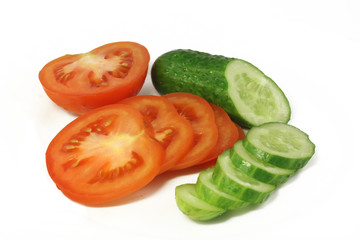 red tomato and  green cucumber chopped circles