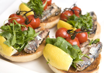 Cherry tomatoes & Pilchard Muffins