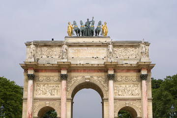 Fototapeta na wymiar Paris - Triumph arch du Carrousel