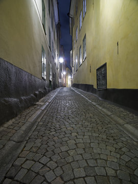 Fototapeta Colorful back alley