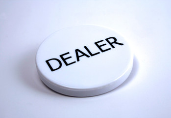 dealer button weiss