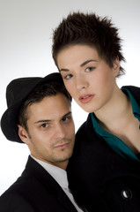 Mann mit Frau und Hut