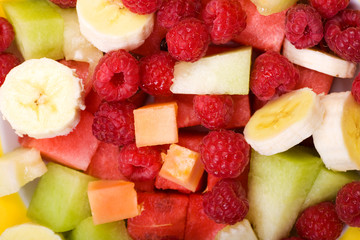 plate with several fruits