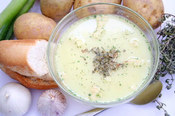 kartoffelssuppe