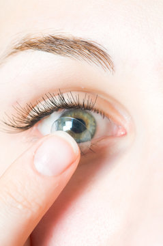 Contact lenses for eyes