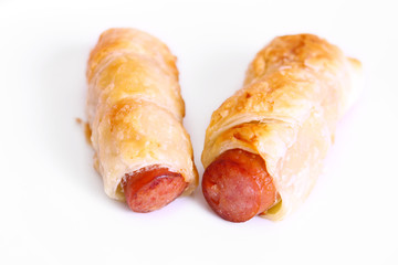 würstchen im blätterteig,snack