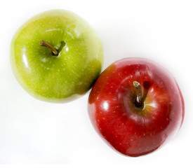 A Granny Smith and a Red Delicious apple on a white background