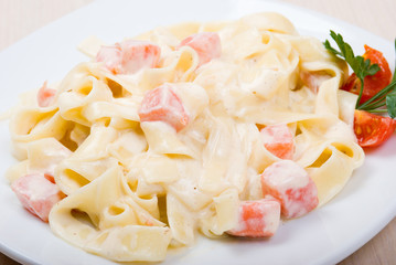 Italian paste with cheese and vegetable