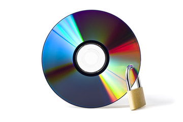 datensicherheit - DVD mit vorhangschlo&szlig; isoliert