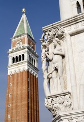 Fototapeta na wymiar Venice - Doge palace and bell-tower