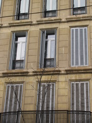 façade de caractere