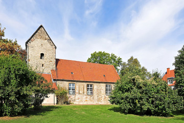 Fototapeta na wymiar Kniestedter Kościół w Salzgitter-Bad