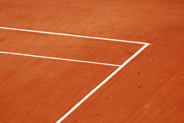 Court de Tennis en Terre Battue © Gregory CEDENOT