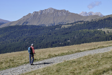 Obraz premium escursione montagna trakking dolomiti