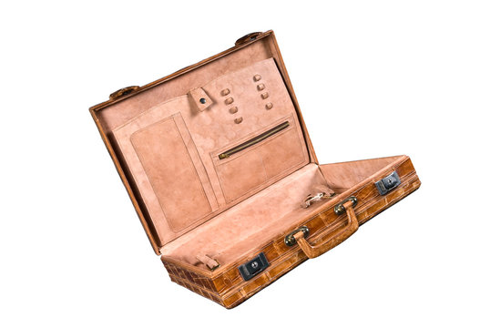 attach&eacute;-case 6