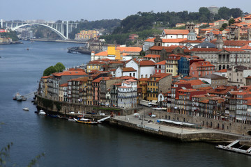 Fototapeta na wymiar Downtown area of Porto