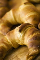 Frische gebackene Croissant