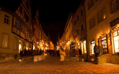 Fototapeta na wymiar Jarmark Bożonarodzeniowy w Rothenburg