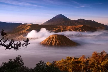 Papier Peint photo Lavable Indonésie Volcan.