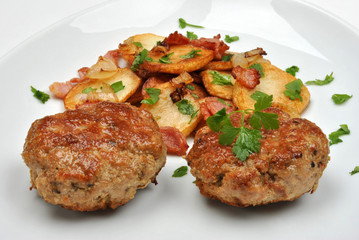 roasted potato with rissole and organic parsley