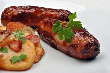 roasted potato with sausage and organic parsley