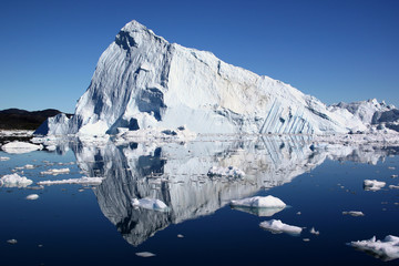 Fototapeta na wymiar Ice berg in Jakobshavn, Greenland.