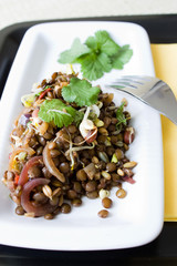 Indischer Linsensalat