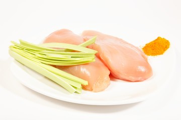 LAUCH MIT HUHN UND CURRY