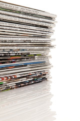 Stapel von Zeitungen