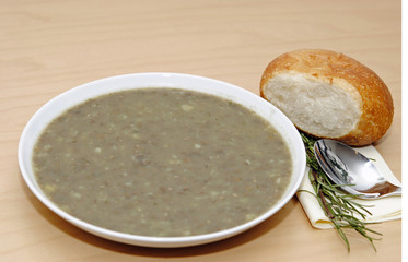 Linsensuppe