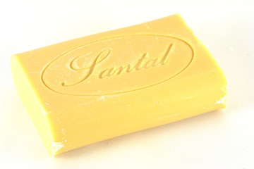 Savon artisanal au santal