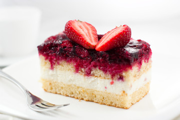 Cake with red fruits