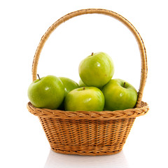 Basket with apples