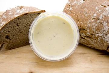 Kochkäse mit Brot