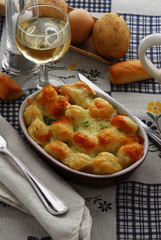 Gnocchetti formaggio ed erba cipollina - Primi Trentino A A
