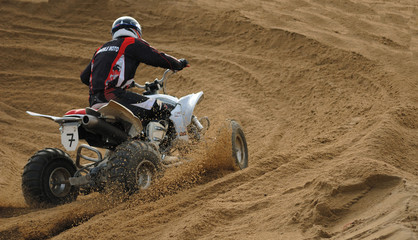 quad dans le sable © beatrice prève