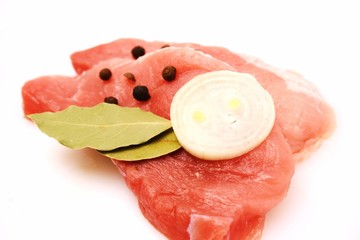 Fleisch garniert
