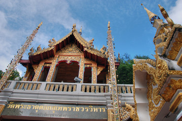 Fototapeta premium Temple near Changmai, Thailand