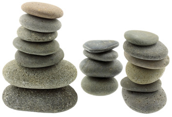 pyramides zen galets fond blanc