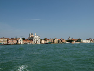 Fototapeta na wymiar Wenecja - widok z kanału Giudecca.