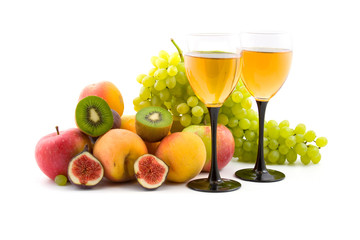 Wine and fruits