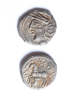 french silver antique coin ( gaulois)