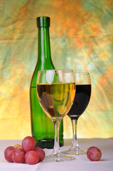Morning wine. Glasses of wine and grapes