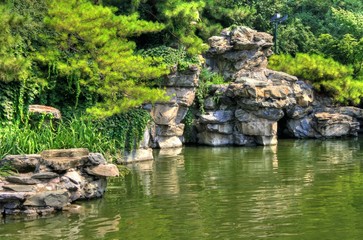 Fototapeta na wymiar Beihai Park - Klasyczny ogród chiński w Beijing (Pekin)