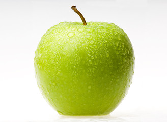 Wet green apple