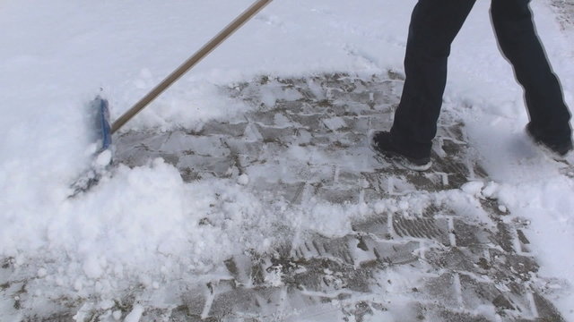 schneer&auml;umen im winter