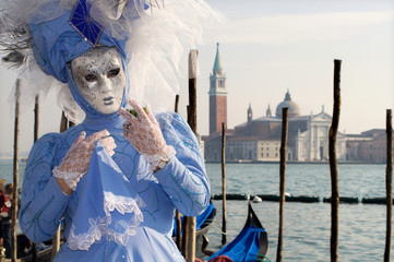 Obraz na płótnie Canvas niebieska maska ??z Wenecji karnawał
