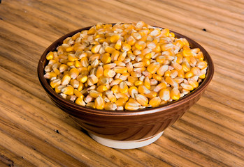 bowl of mais